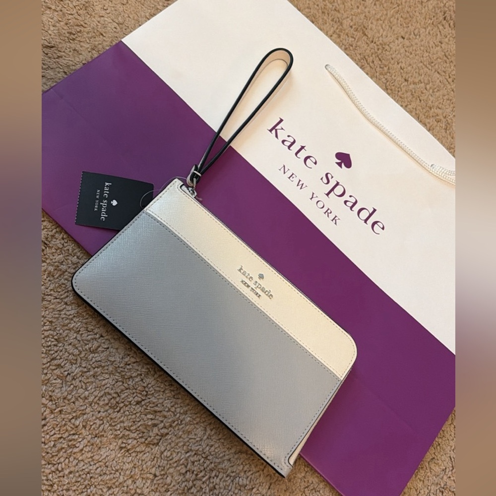 Kate Spade Cream Wristlet Clutch